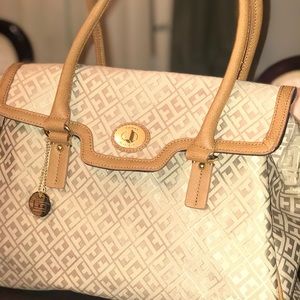 Tommy Hilfiger Purse